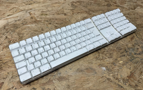 Apple wireless keyboard - apple,