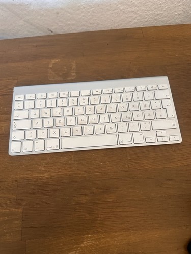Original apple - ⌨️,