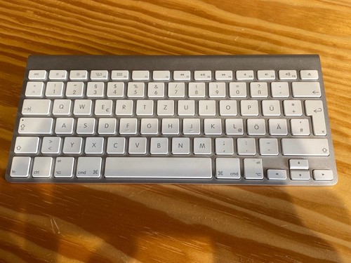 Apple wireless keyboard - apple,