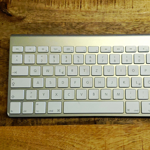 Apple wireless keyboard - wireless,