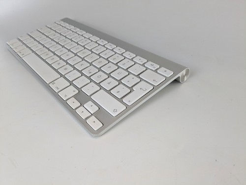Apple wireless keyboard - apple,
